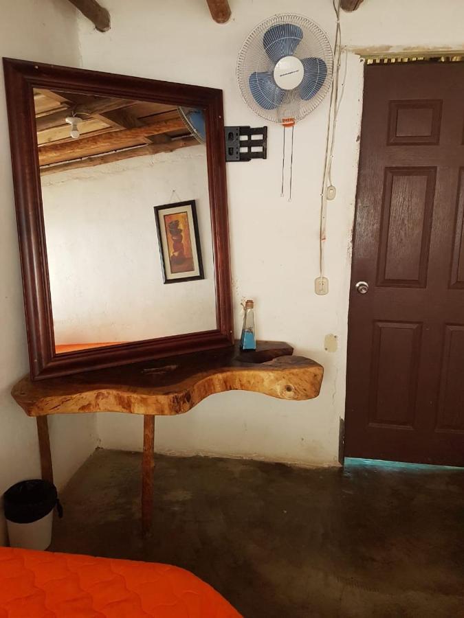 Mi Casa En La Playa Bed & Breakfast Escuintla Bagian luar foto