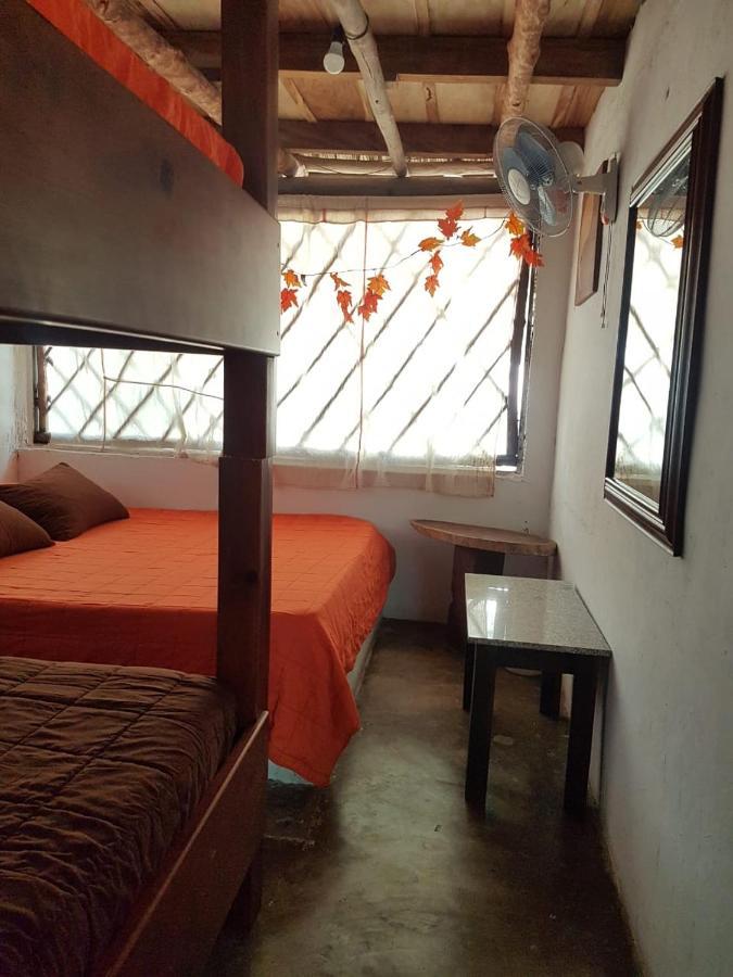 Mi Casa En La Playa Bed & Breakfast Escuintla Bagian luar foto