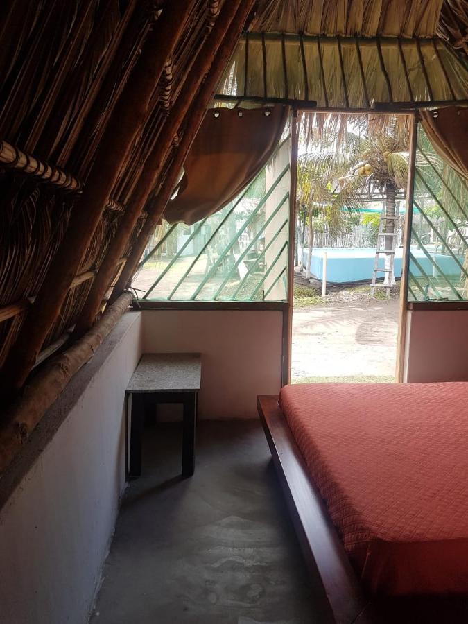 Mi Casa En La Playa Bed & Breakfast Escuintla Bagian luar foto