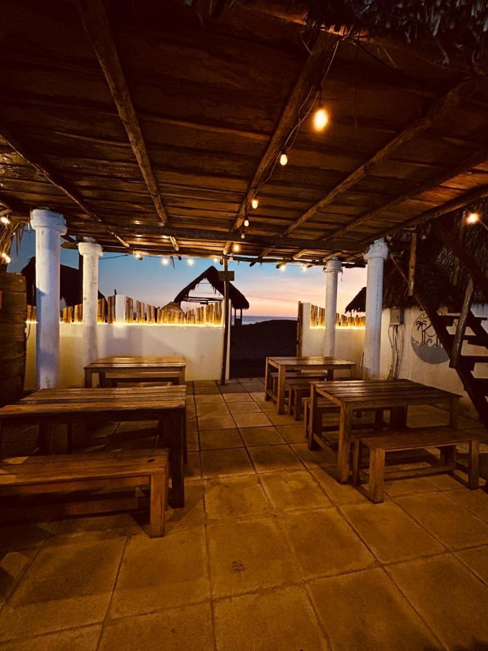 Mi Casa En La Playa Bed & Breakfast Escuintla Bagian luar foto